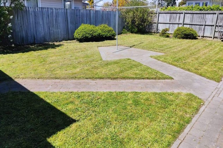 Photo of property in 122 Bower Avenue, New Brighton, Christchurch, 8083