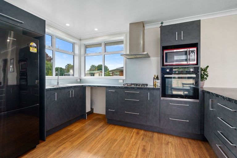 Photo of property in 4 Churchill Place, Cambridge, 3434