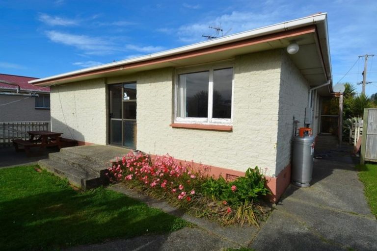 Photo of property in 224 Mcquarrie Street, Kingswell, Invercargill, 9812