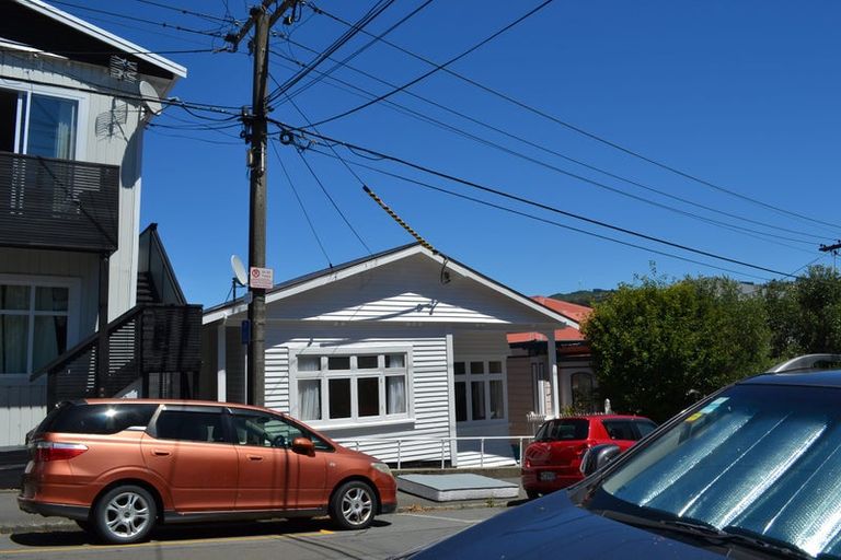 Photo of property in 50 Ellice Street, Mount Victoria, Wellington, 6011