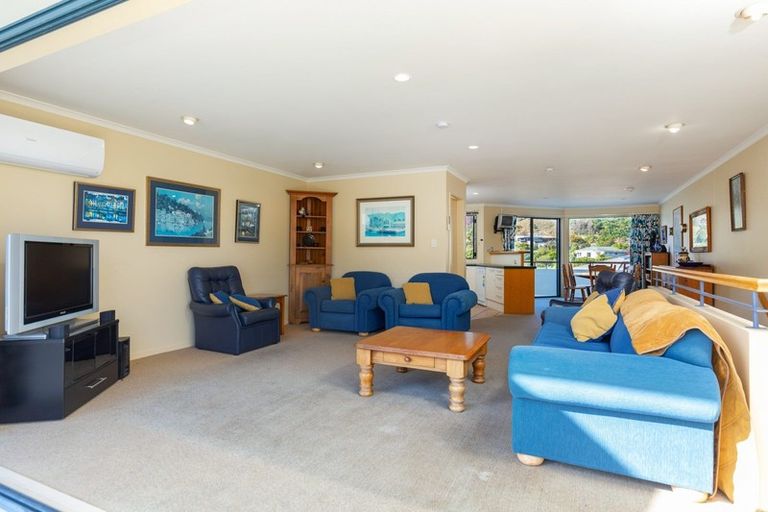 Photo of property in 9/45 Beach Road, Waikawa, Picton, 7220