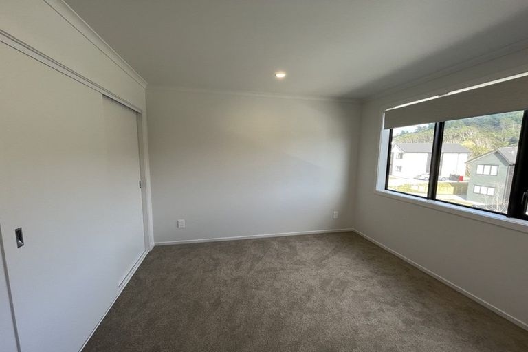 Photo of property in 15 Holystone Road, Whitby, Porirua, 5024
