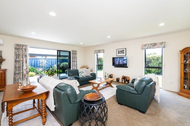 Photo of property in 3 Waitaha Place, Clive, 4102