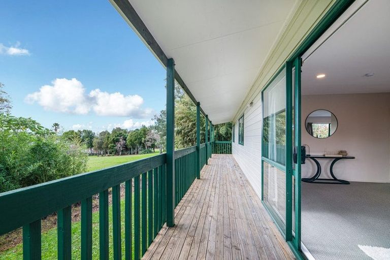Photo of property in 6a Jillian Drive, Ranui, Auckland, 0612