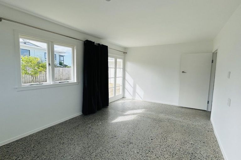 Photo of property in 12 Moana Road, Tinopai, Matakohe, 0593