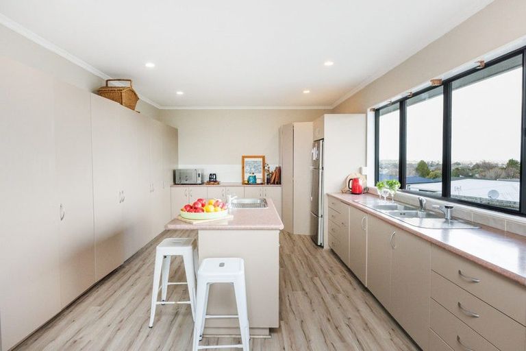 Photo of property in 12a Heatherlea Heights, Feilding, 4702