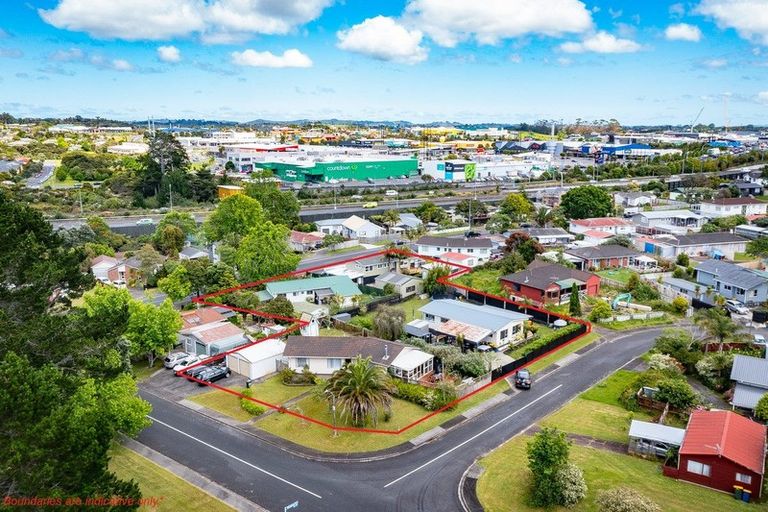 Photo of property in 25 St Catherine Crescent, West Harbour, Auckland, 0618