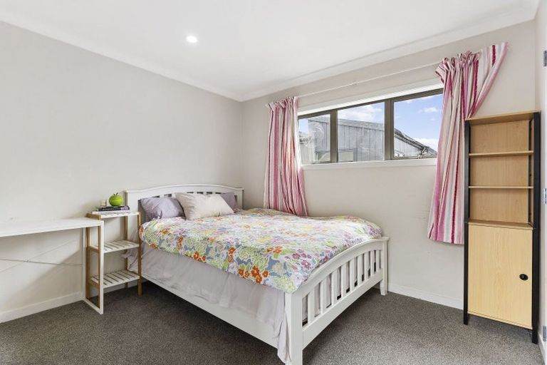 Photo of property in 87a Oxford Terrace, Epuni, Lower Hutt, 5011
