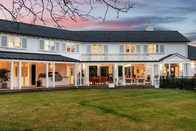 Photo of property in 11 Pentlow Place, Fendalton, Christchurch, 8052