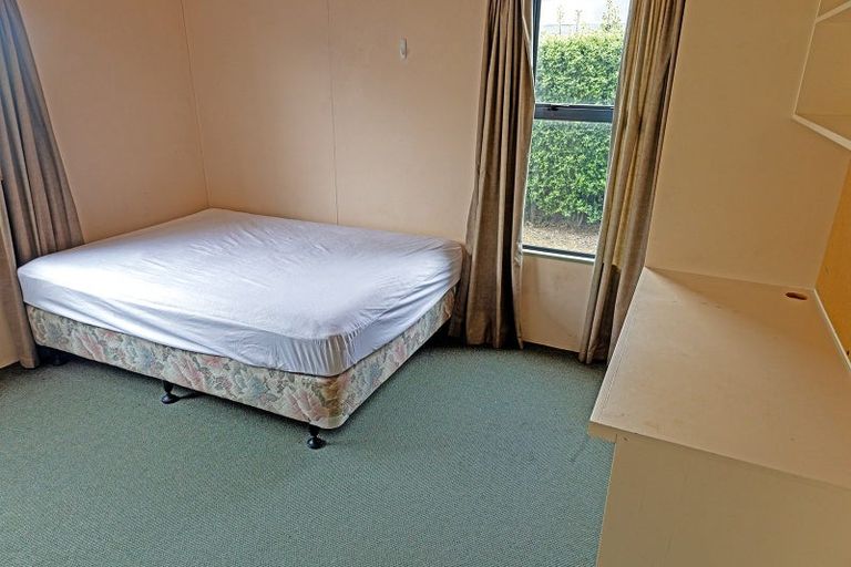 Photo of property in 15 Howe Street, North Dunedin, Dunedin, 9016