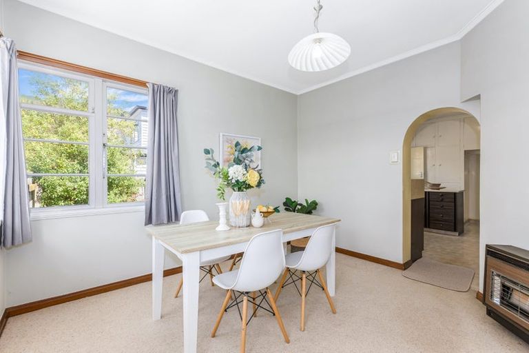 Photo of property in 28 Bauchop Road, Waterloo, Lower Hutt, 5011