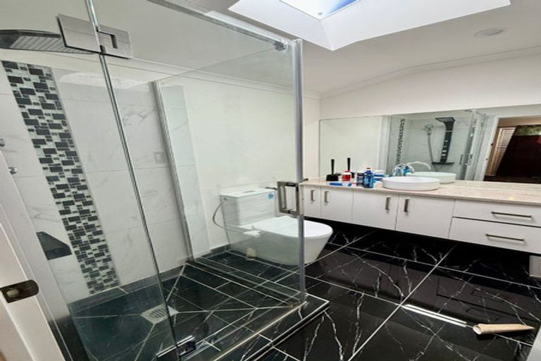 Photo of property in 52 Aspiring Avenue, Clover Park, Auckland, 2019