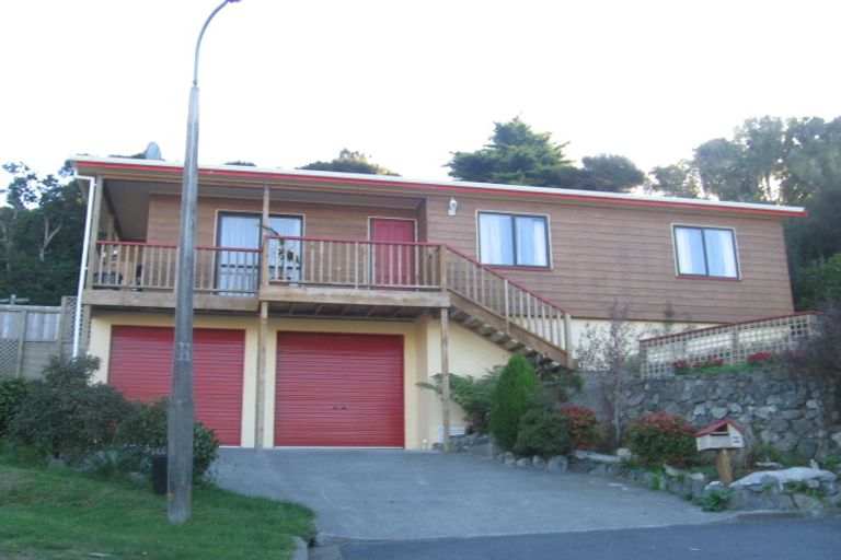 Photo of property in 29 Seagull Place, Whitby, Porirua, 5024