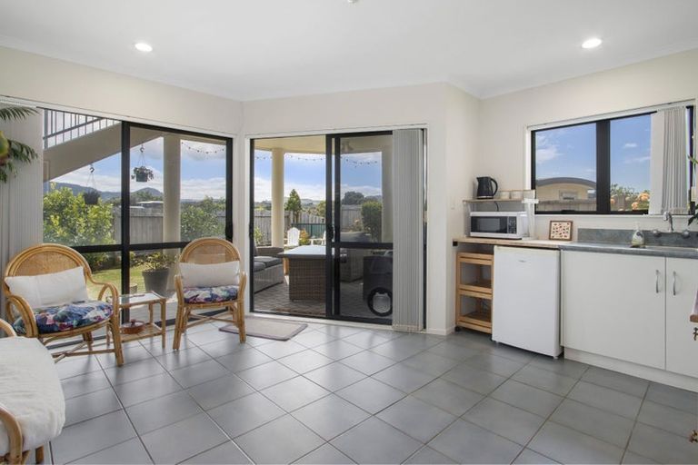 Photo of property in 12 Belmont Rise, Katikati, 3129