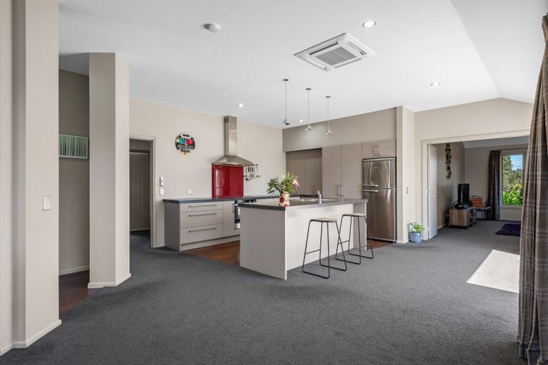 Photo of property in 2 Woodstock Place, Stoke, Nelson, 7011