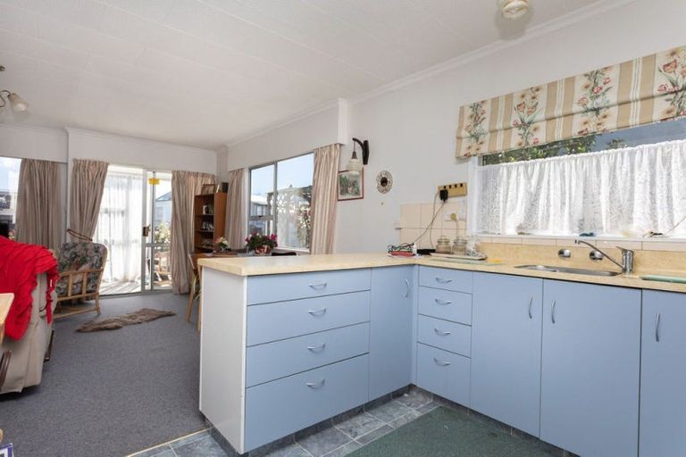 Photo of property in 9 Mccallum Street, Dannevirke, 4930