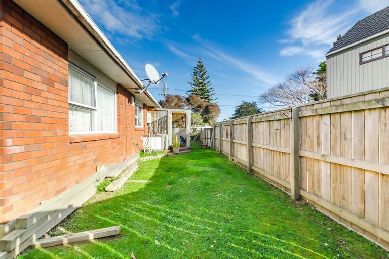 Photo of property in 263 Te Moana Road, Waikanae, 5036