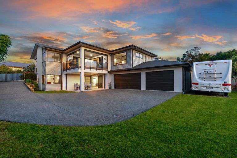 Photo of property in 32 Hawkridge Heights, Bethlehem, Tauranga, 3110