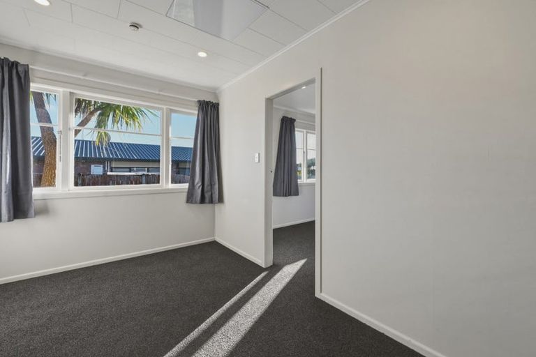 Photo of property in 2-9/28 Parawai Road, Ngongotaha, Rotorua, 3010