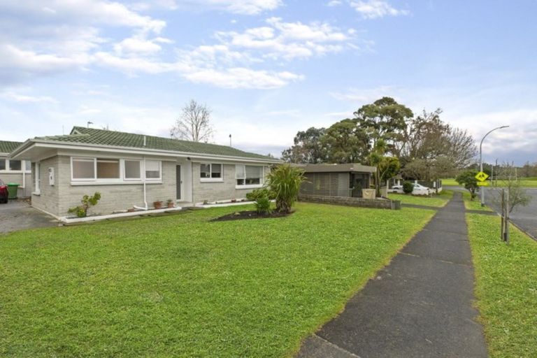 Photo of property in 1/5 Ashdown Place, Pahurehure, Papakura, 2113
