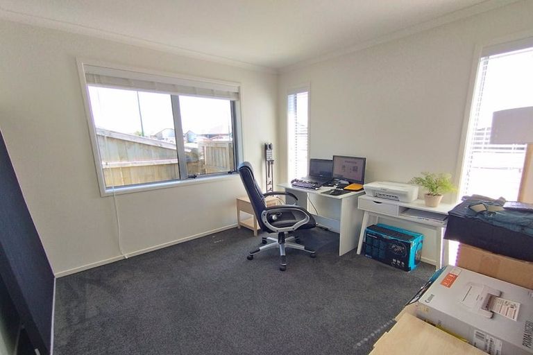 Photo of property in 33 Kanapa Close, Papamoa, 3118