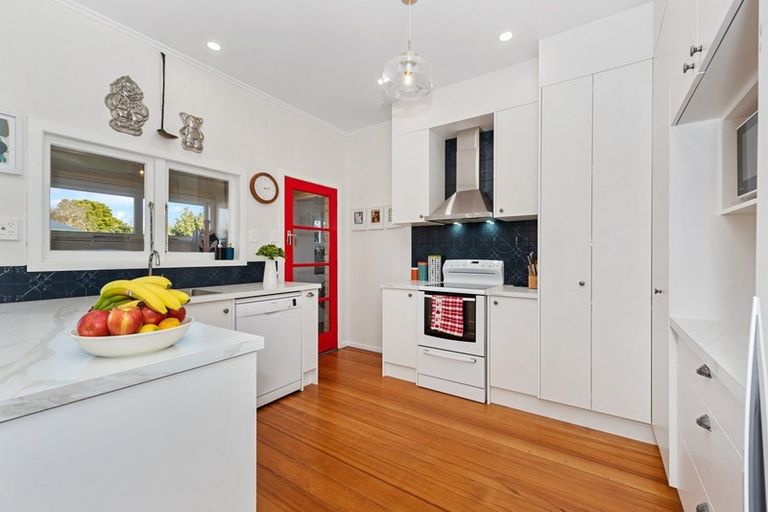 Photo of property in 60 Coronation Road, Morrinsville, 3300