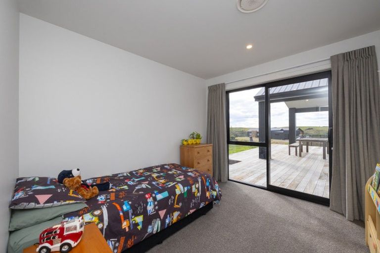Photo of property in 3 Castlebridge Lane, Aokautere, Palmerston North, 4471