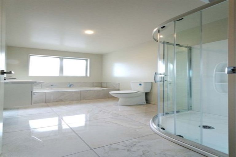 Photo of property in 8 Keeper Close, Woodend, 7610