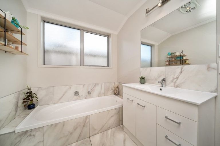 Photo of property in 141 Heta Road, Welbourn, New Plymouth, 4312