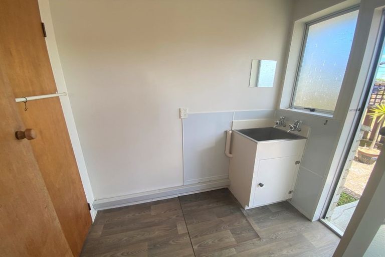 Photo of property in 73 Tuhikaramea Road, Dinsdale, Hamilton, 3204