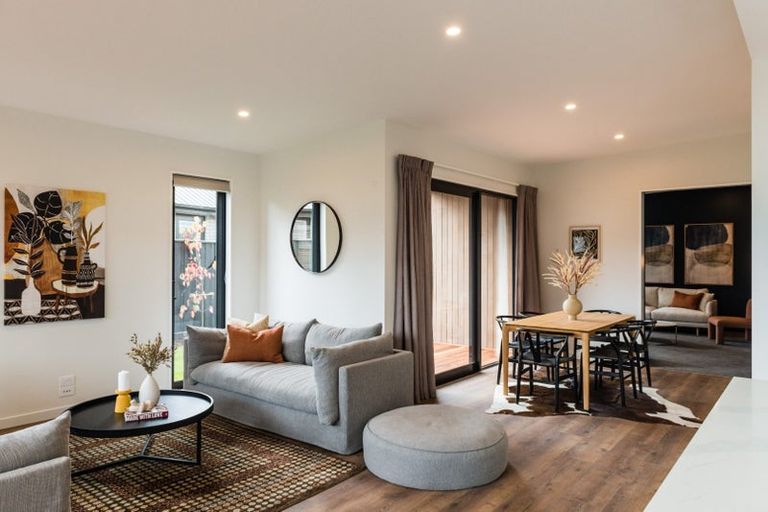 Photo of property in 15 Oakbridge Boulevard, Marshland, Christchurch, 8051