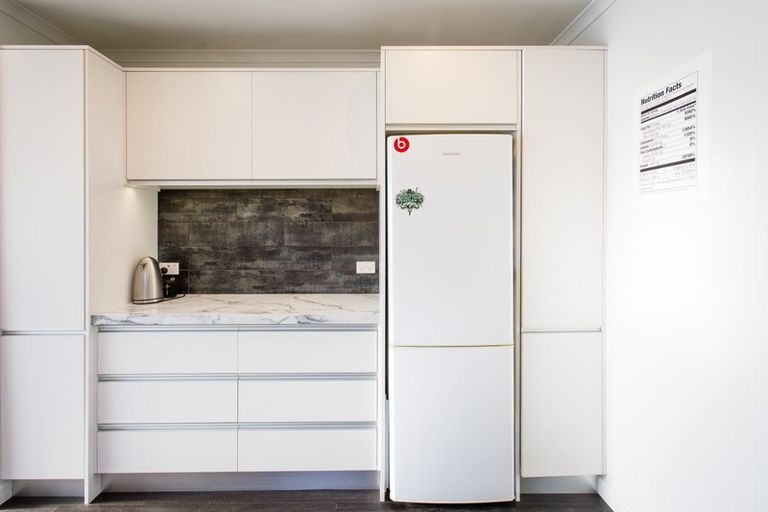 Photo of property in 69 Aberdeen Road, Saint Clair, Dunedin, 9012