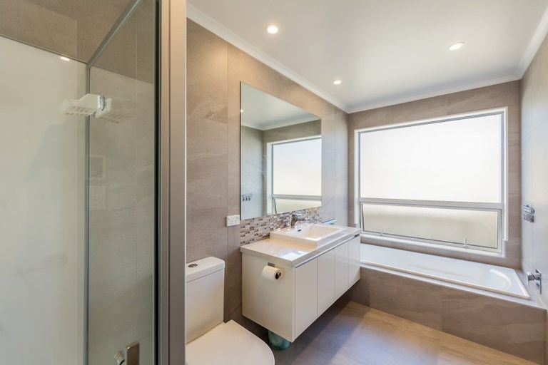 Photo of property in 81 Colonial Drive, Silverdale, 0932