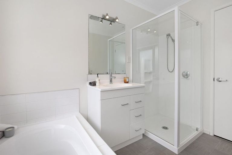 Photo of property in 2 Heyders Road, Spencerville, Christchurch, 8083