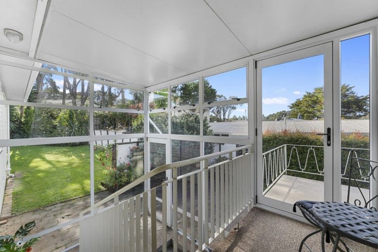 Photo of property in 60 Sylvia Road, Hillcrest, Auckland, 0627