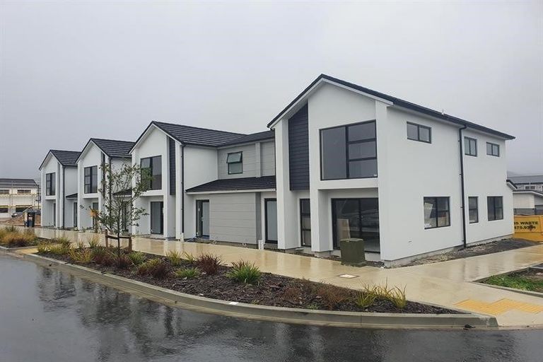Photo of property in 15 Karearea Avenue, Kenepuru, Porirua, 5022