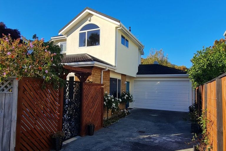 Photo of property in 6 Norton Park Avenue, Fairfield, Lower Hutt, 5011