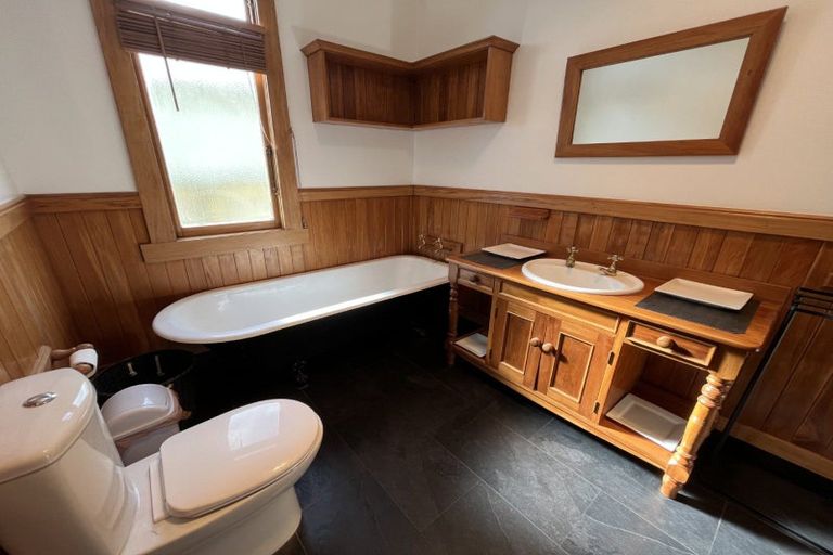 Photo of property in 25 Ranfurly Street, Hokowhitu, Palmerston North, 4410