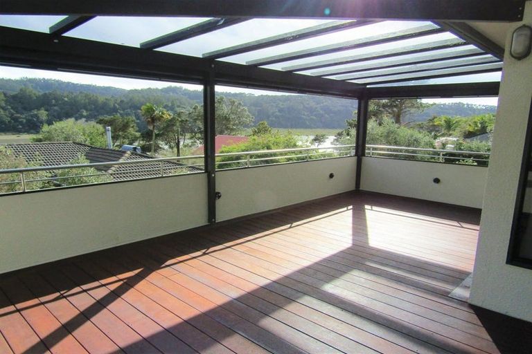 Photo of property in 3/41 Okura River Road, Okura, Albany, 0792