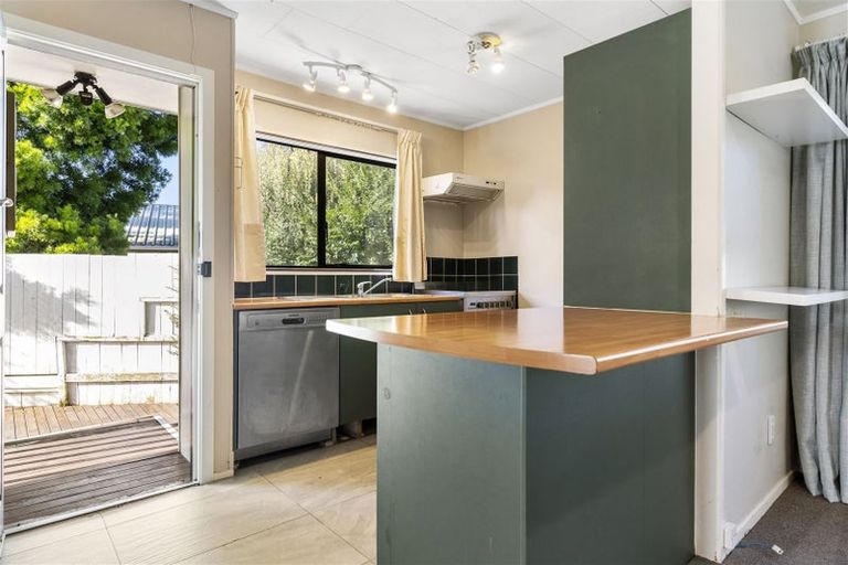 Photo of property in 41 Holmes Drive South, Massey, Auckland, 0614