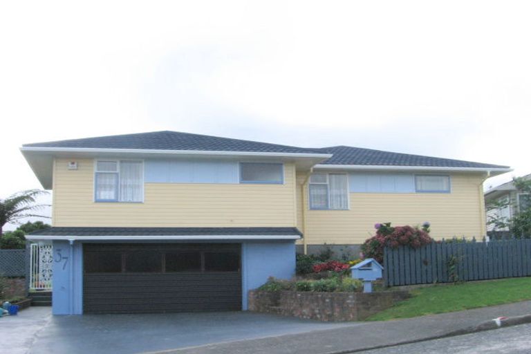 Photo of property in 37 Timaru Grove, Kelson, Lower Hutt, 5010