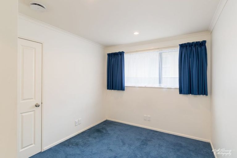 Photo of property in 94 Manuka Street, Stokes Valley, Lower Hutt, 5019