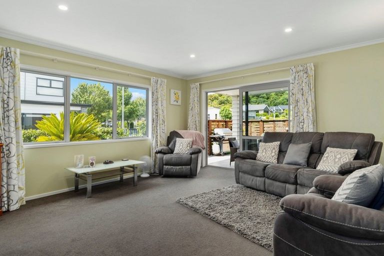 Photo of property in 18 Rire Hau Lane, Pyes Pa, Tauranga, 3112