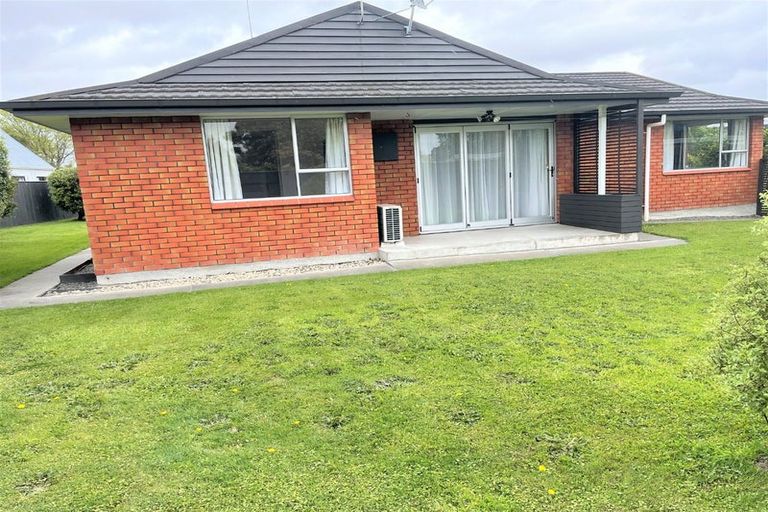 Photo of property in 25 Dorset Crescent, Hokowhitu, Palmerston North, 4410