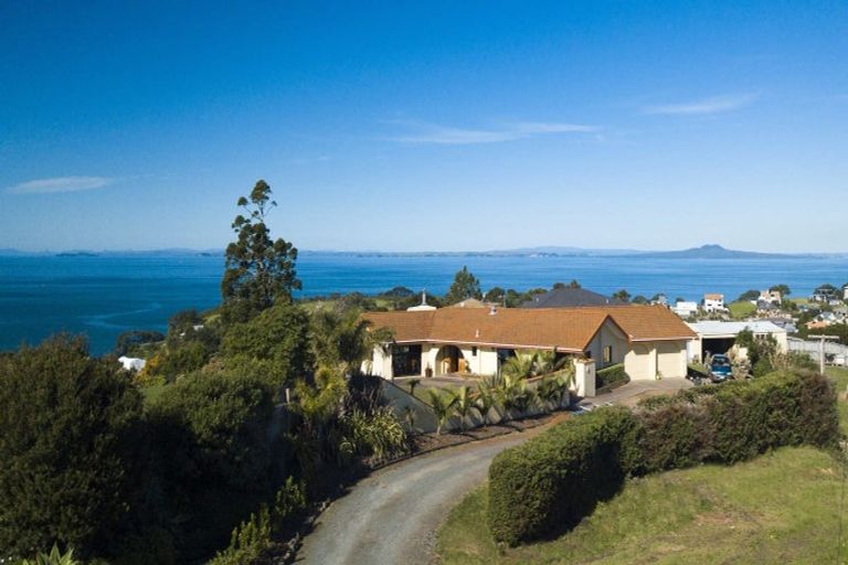 Photo of property in 108 Wade River Road, Wade Heads, Whangaparaoa, 0932