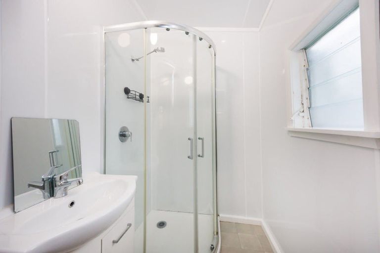 Photo of property in 8 Rolleston Street, Hokowhitu, Palmerston North, 4410