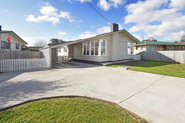 Photo of property in 35 Steven Street, Mangere East, Auckland, 2024
