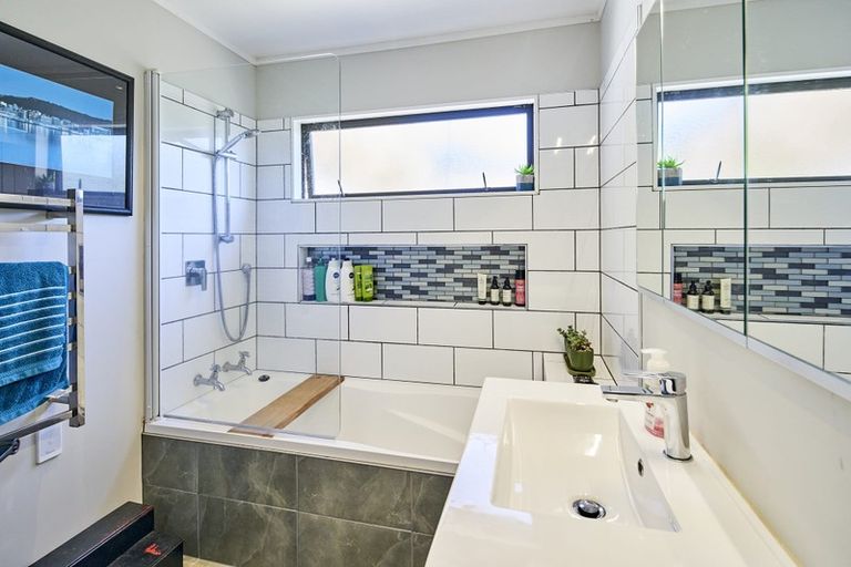 Photo of property in 25 Tukanae Street, Strathmore Park, Wellington, 6022