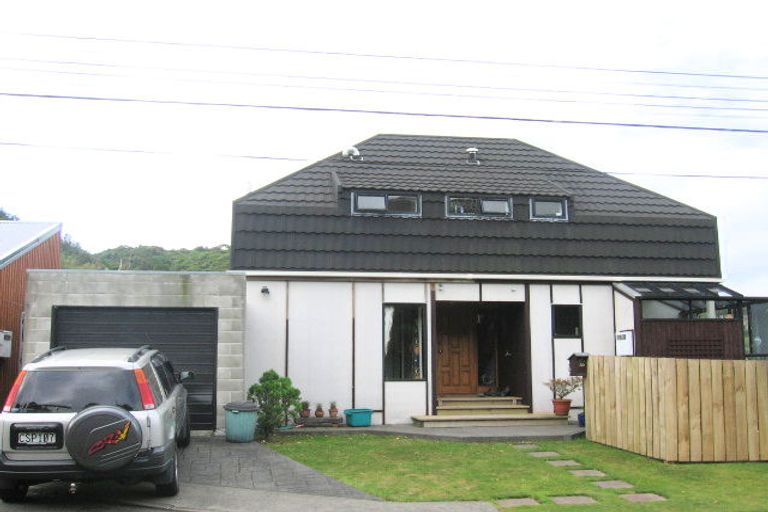 Photo of property in 30 Silverstream Road, Crofton Downs, Wellington, 6035