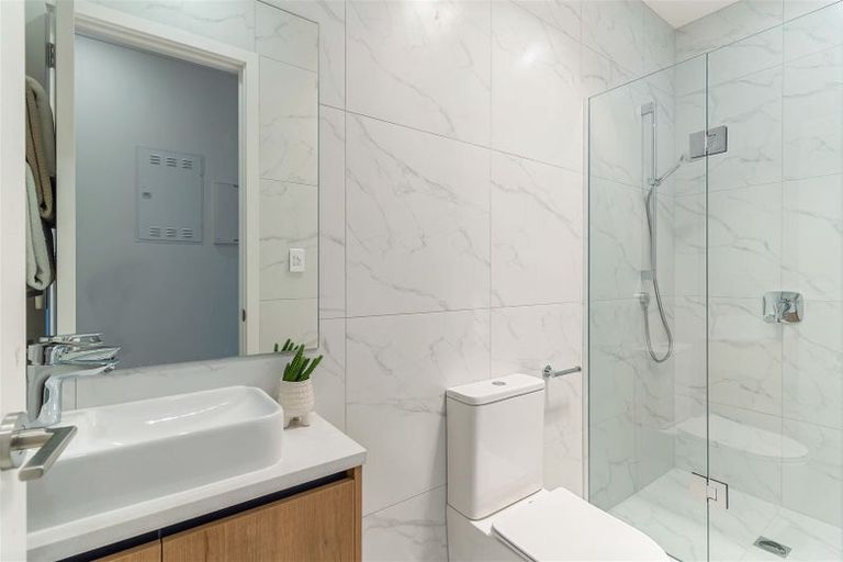 Photo of property in 6 Luff Place, Long Bay, Auckland, 0630